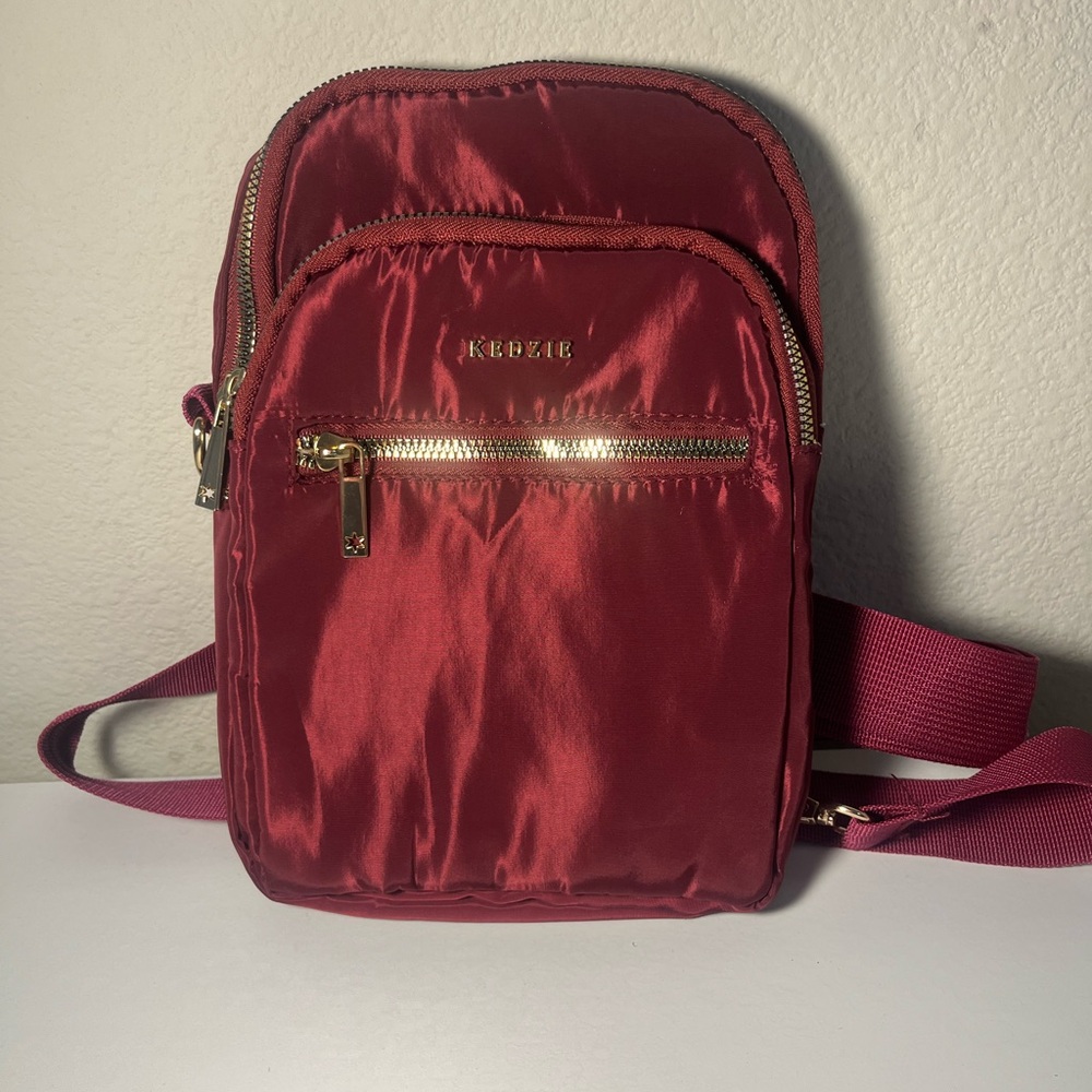 Kedsie Bag/Purse With Strap.